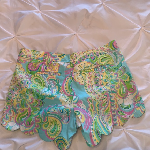 Lilly Pulitzer shorts. - Picture 2 of 2